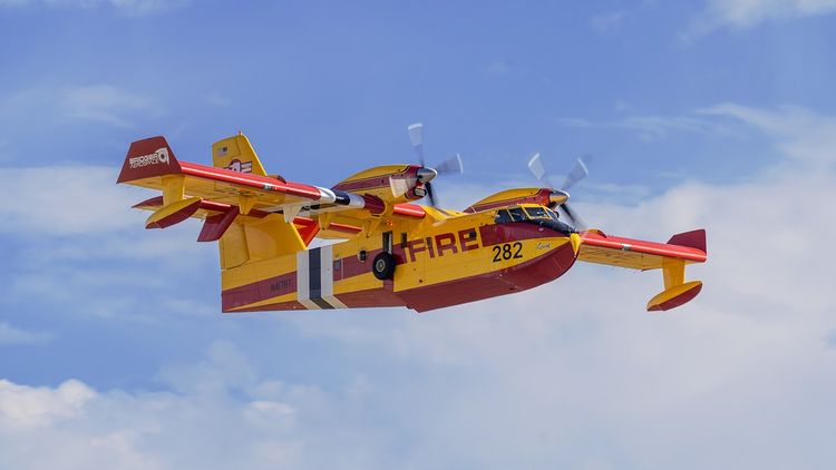 FireTracApp's tweet photo. 🧵🧵We don't just help communities stay up to date on potential #firedanger in their areas through #FireTrac but we also are on the front line of major fires in the #USA as part of our mission to save lives, property, & habitats threatened by #wildfires. ⬇️ https://t.co/7zsLwBhbKb