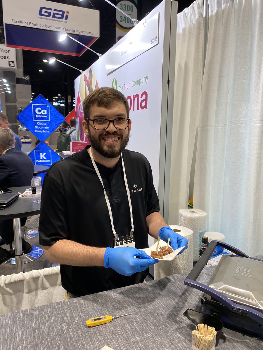 The grill is heating up at #IFTFIRST in Chicago!