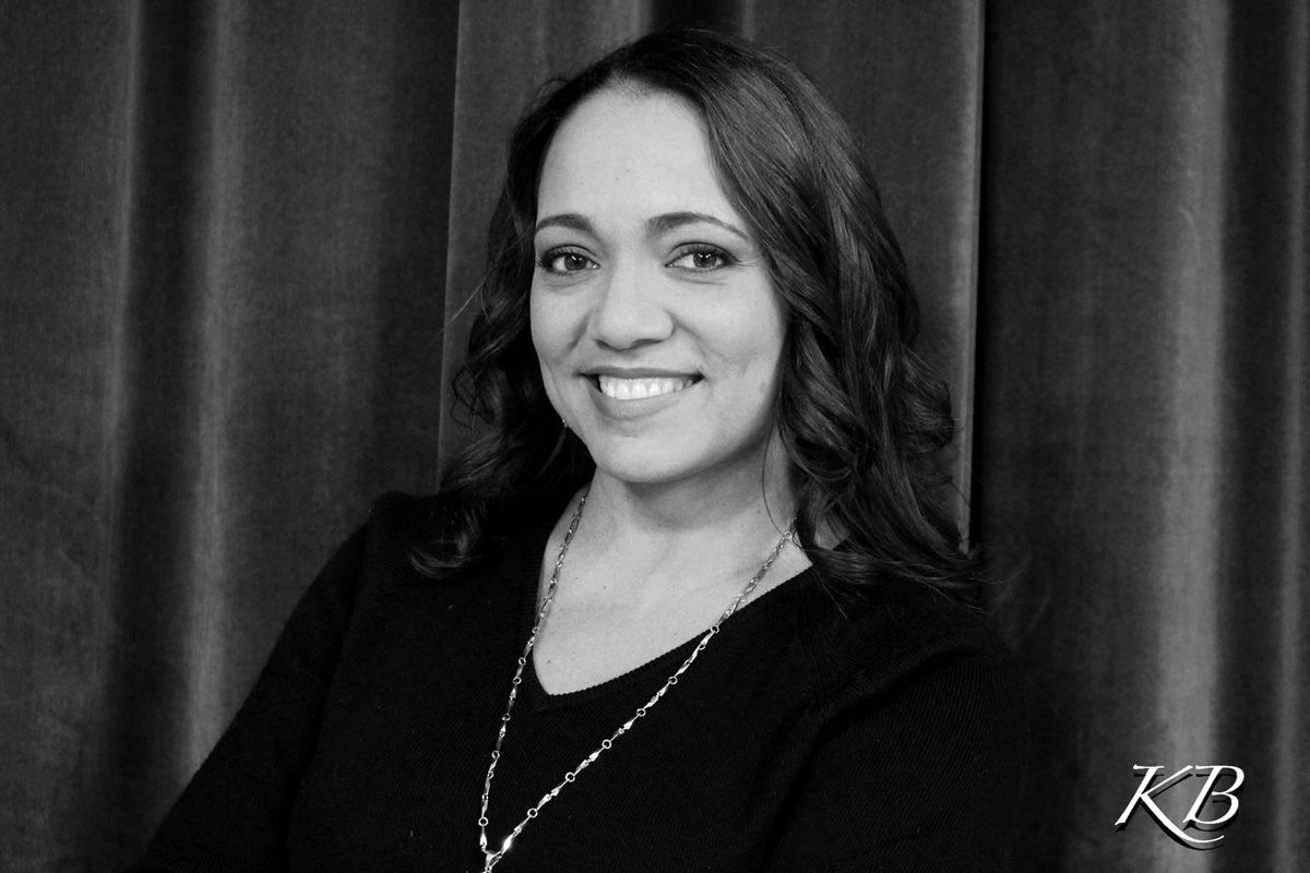 Ritztheatreco's tweet photo. IN THE HEIGHTS #PerformerProfile!
CARMEN DELIA BRYANT (Abuela Claudia) is beyond blessed to return to The Ritz! Favorite roles include AIDA (Ensemble), LES MIS (Ensemble), LITTLE SHOP (Urchin), BEAUTY AND THE BEAST (Mrs. Potts), MAMMA MIA! (Donna), and IN THE HEIGHTS (Daniela). https://t.co/cNmaJNt6kb