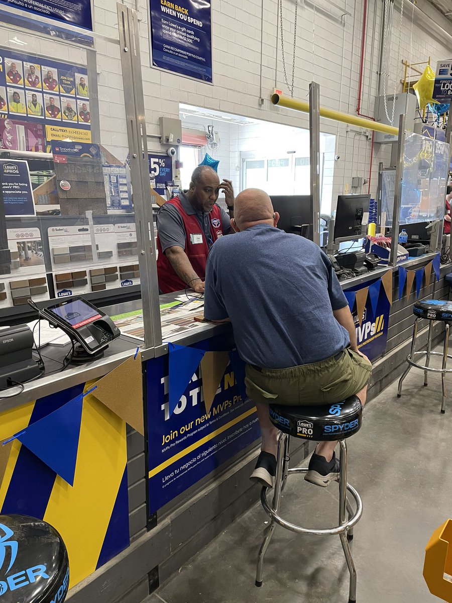 MVP BONUS DAYS are here!!! 2594 Severn team jumped on it early getting Pro’s in the Club and showing all the benefits. Hold on tight these next 2 weeks!! #Grinding #MVP <a href="/JMB_Burnett/">Jeffrey “JB“ Burnett</a> <a href="/BenitoKomadina/">Benito.Komadina@Lowes</a> @LauraG813R1 <a href="/TheProRally/">Pro Rally</a> <a href="/LowesProShannon/">Shannon Tucker</a> <a href="/EGPro4/">Eric Gardner</a>