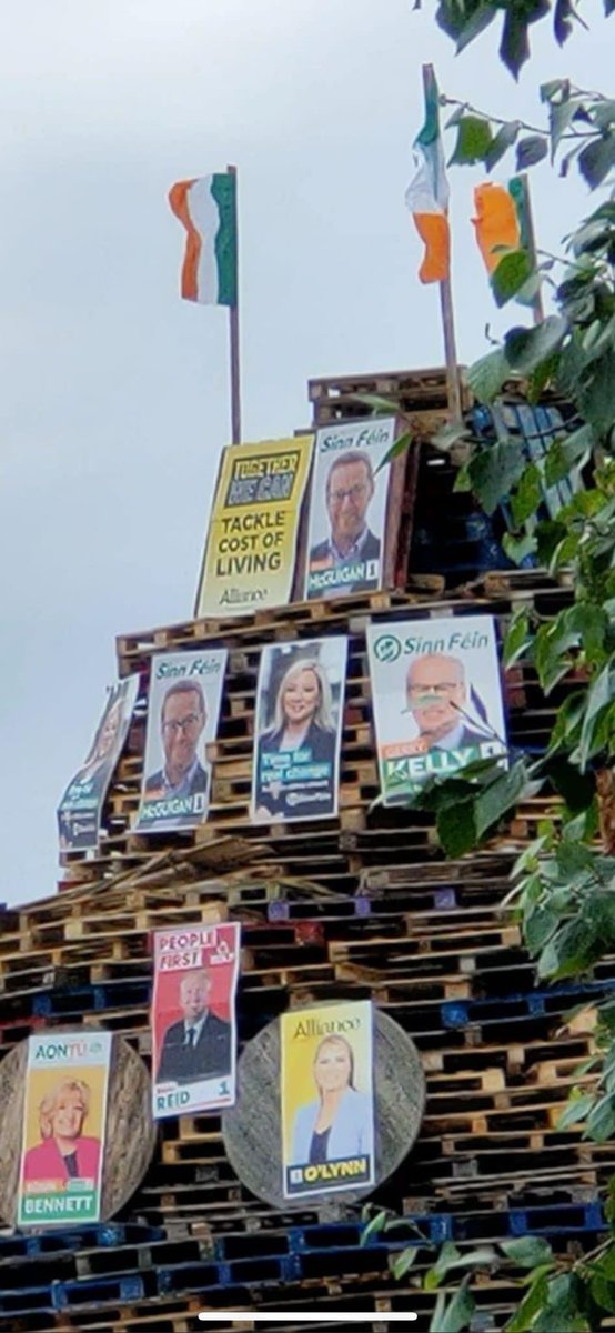 PatriciaOLynn's tweet photo. Happy 11th night to all 🔥 

I hope wherever you are you can celebrate your culture respectfully and safely.  

Burn my posters if you must but i’m here to stay 🧙‍♀️ https://t.co/dlqNg3JxFL