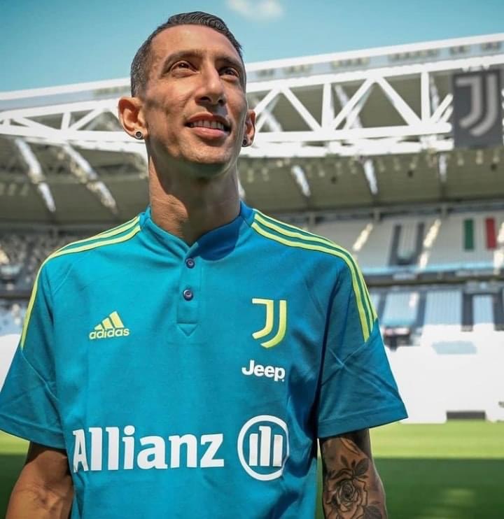 TheClubPark's tweet photo. 🗣Di Maria in 2014:

"It hurts when you're always doing your best for your club and then you hear that you might be going to Tottenham."

😂😂 https://t.co/Xw2usOdXdr