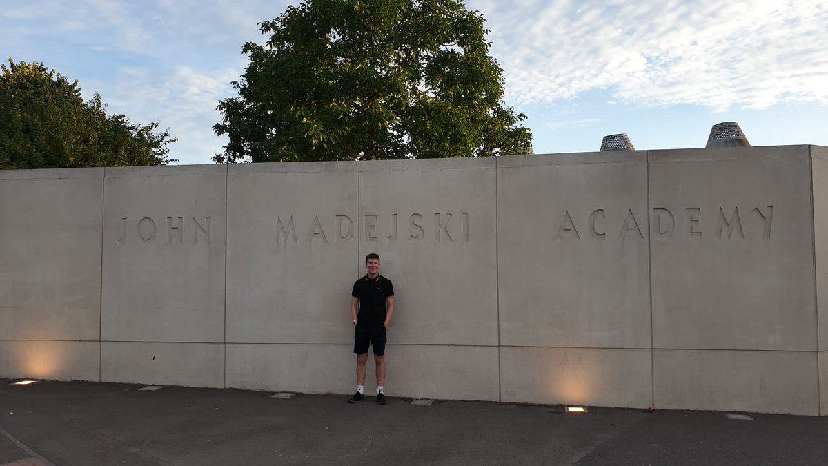 After 3 great years playing for <a href="/JMAReadingFC/">JMA Reading FC</a> it's time for the adventure to end. Want to say a huge thanks to all the coaches and players who have made it special wish them every bit of success in the future. 💙💙