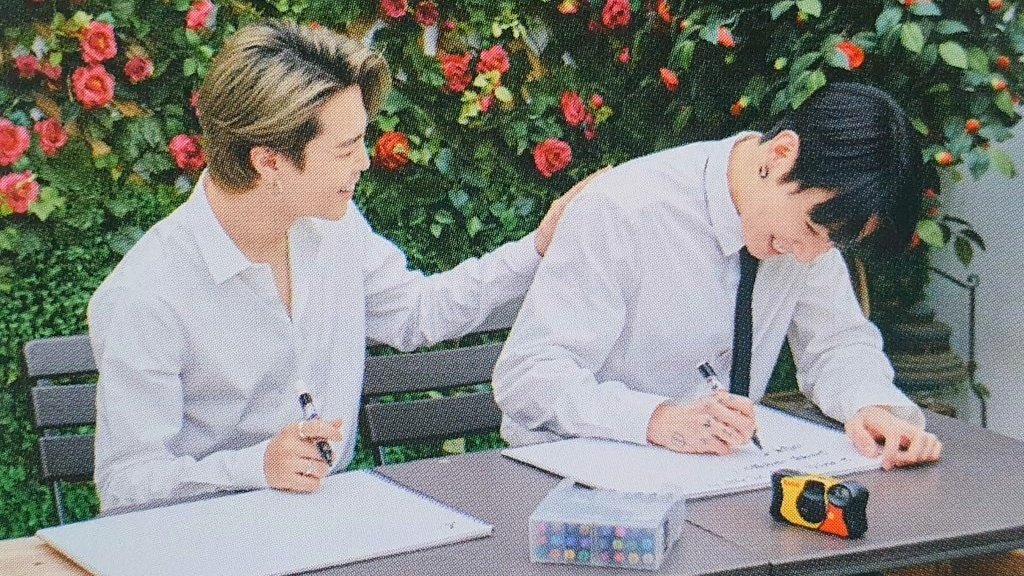jksjmtattoo1's tweet photo. 🐰🐥💗 https://t.co/tzajfca9DX
