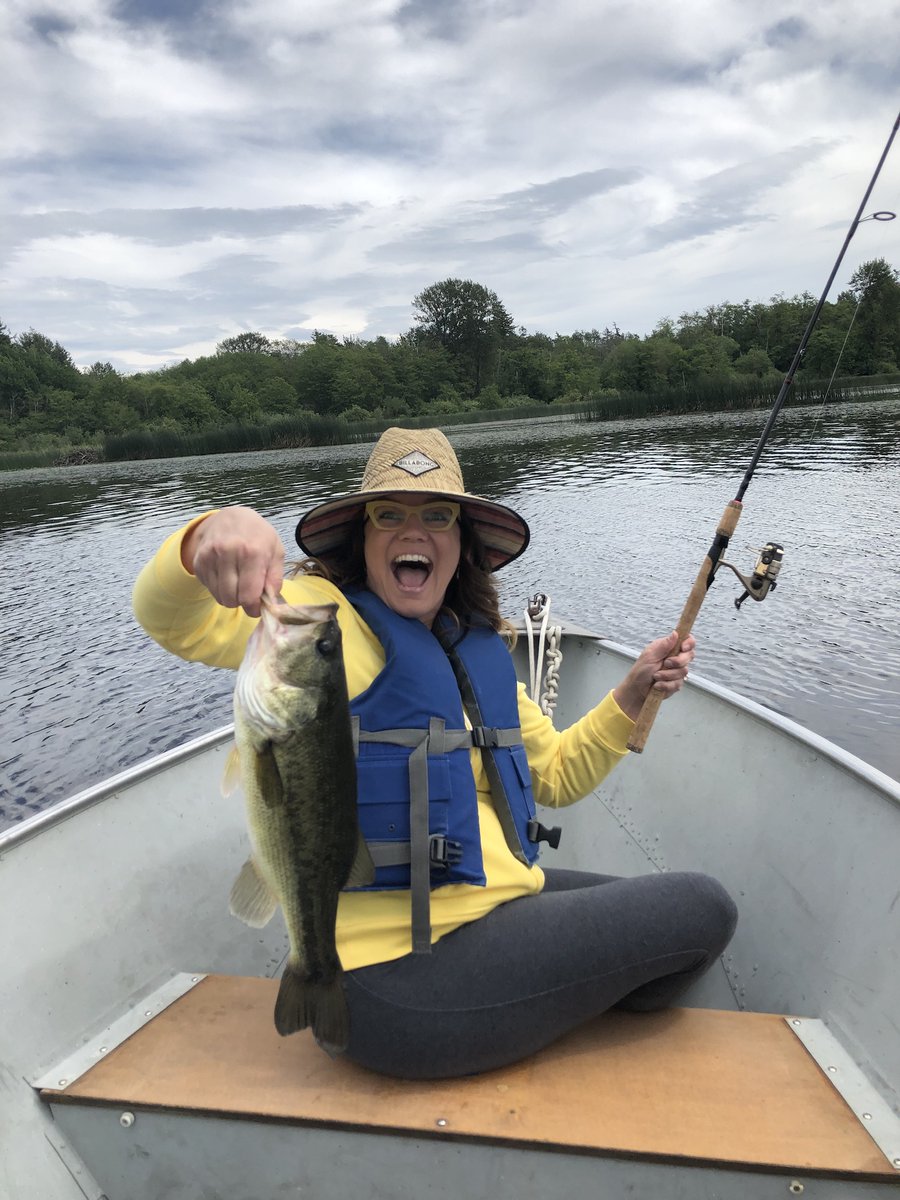 WDFW's tweet photo. Are you a beginner bass angler? Check out these five proven techniques for fishing for bass in Washington and be on your way to a successful summer.
https://t.co/VhPkOspOHt
#WABassWeek #bassweek #bass #bassfishing #FishWa #WildWashington #FishWashington https://t.co/guZ7XS80Im