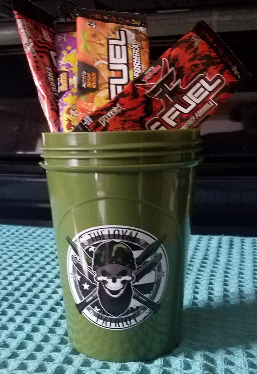 Hodur308 tweet media