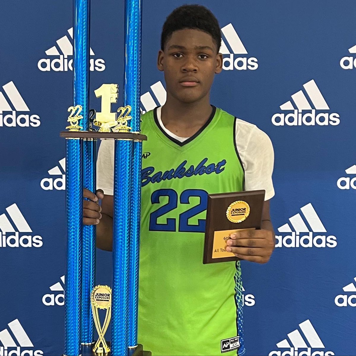 Jr3SSB's tweet photo. Congratulations to your Class of 2028 All Tourney Team 🎉
Chauncey Word | Bankshot (MD)
Xzavier Miller | VA Prospects
Jaden Martinez | @realprojectex
Jaylen Allen | Bankshot Academy (MD)
Dawson Farmer | @CKYVISION
#JrNATL /// #JrExposure https://t.co/CLcCOLCbJs