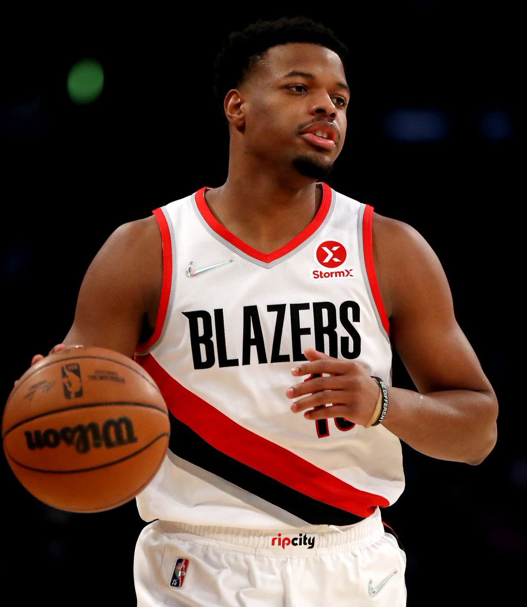 Legion Hoops tweet media