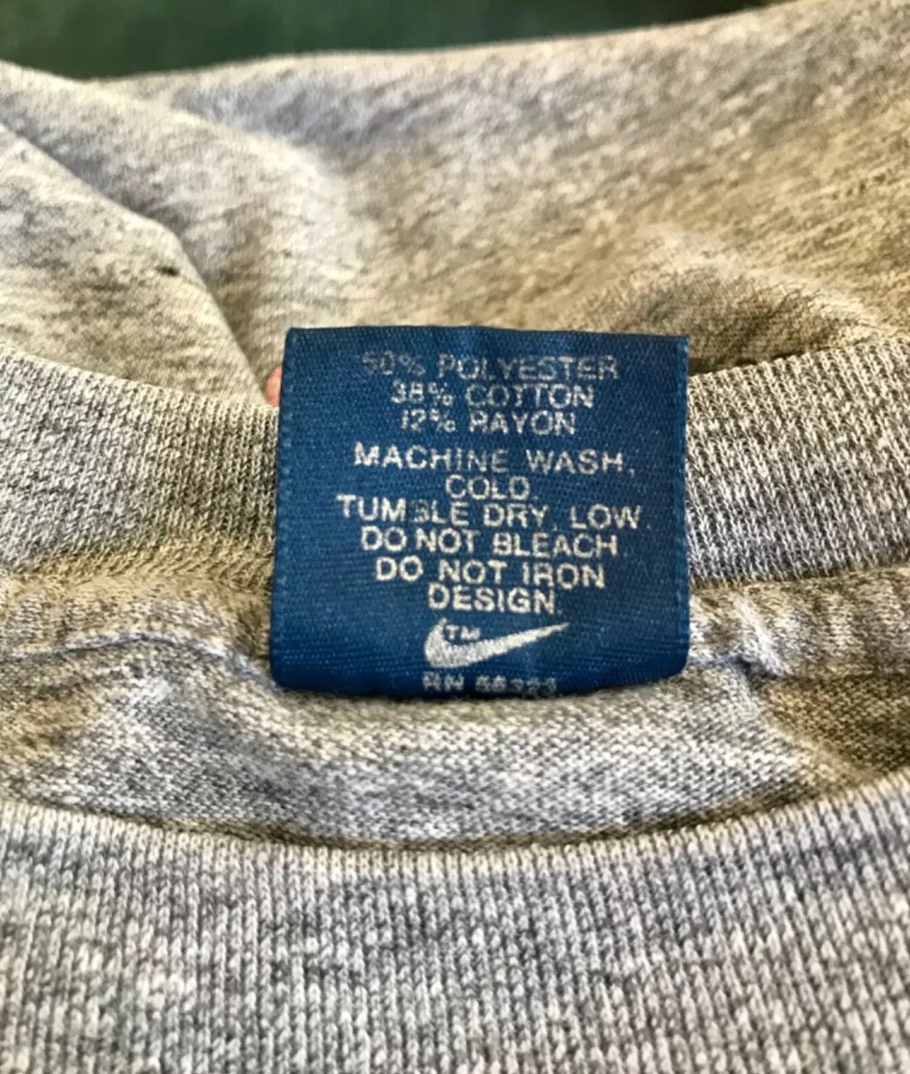 marui_craft's tweet photo. Check out 
vintage Air jordan  aj1 nike Tshirt bred chicago dunk usa  retro used 80s shirt #jordan #nike #tshirt
https://t.co/EPYEkQmVFi @eBay https://t.co/4h5SdXAgf8