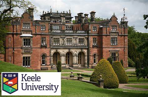 friaryschool's tweet photo. HUGE CONGRATS to Molly Draper - former student - who has just gained a 1st Class Maths Degree from Keele University...
A Grade 6 Target grade to a 1st - living proof that if you work hard brilliance is there for the taking... https://t.co/Pj049rHAB1