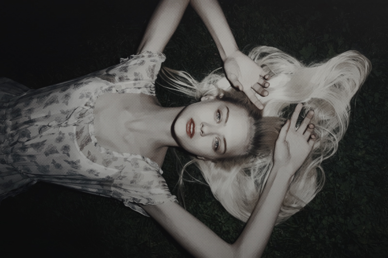 ㅤ
         ❛ 𝘸𝘩𝘺, 𝘪 𝘣𝘦𝘭𝘰𝘯𝘨 𝘵𝘰 𝘮𝘦. ❜