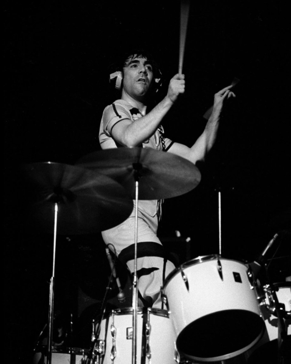 Pub Quiz tonight at 8pm! Tonight’s theme? You guessed it- “Moon”! A bet there’s even a question about this legendary madman!! #pubquiz #mondaytrivia #trivia #kiethmoon #cocktails #parkslope