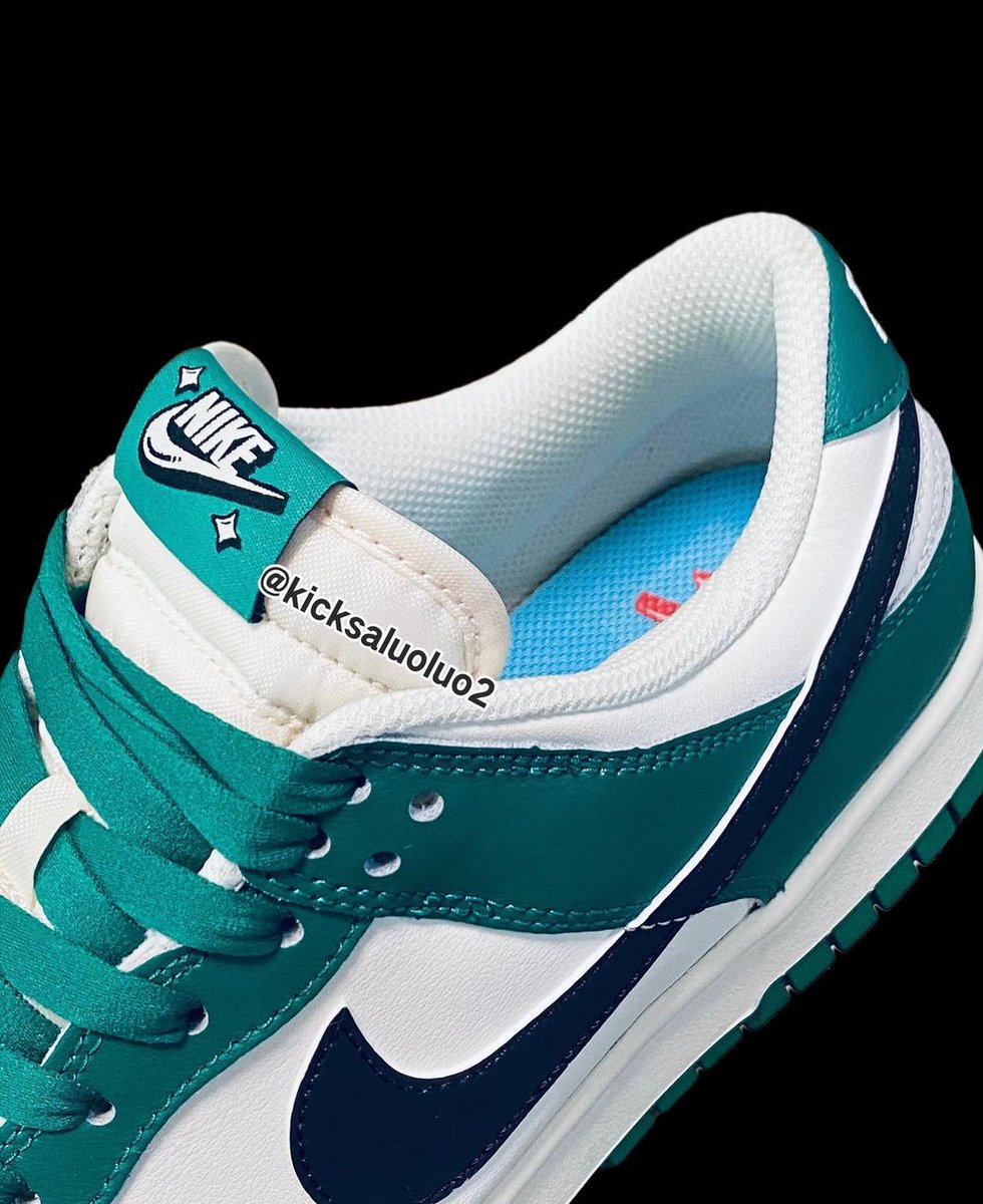 JustFreshKicks's tweet image. Nike Dunk Low “Lottery” comes with scratch-off swooshes 🎰 bit.ly/3asZWHg