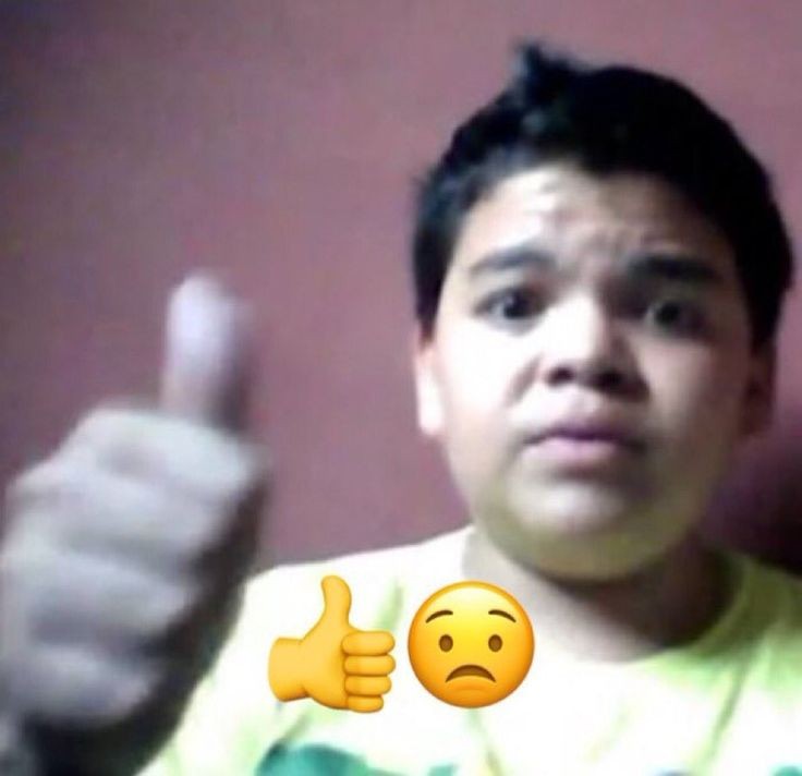 Fuzaum_'s tweet photo. Usei um martelo https://t.co/OUWWj6kZAy