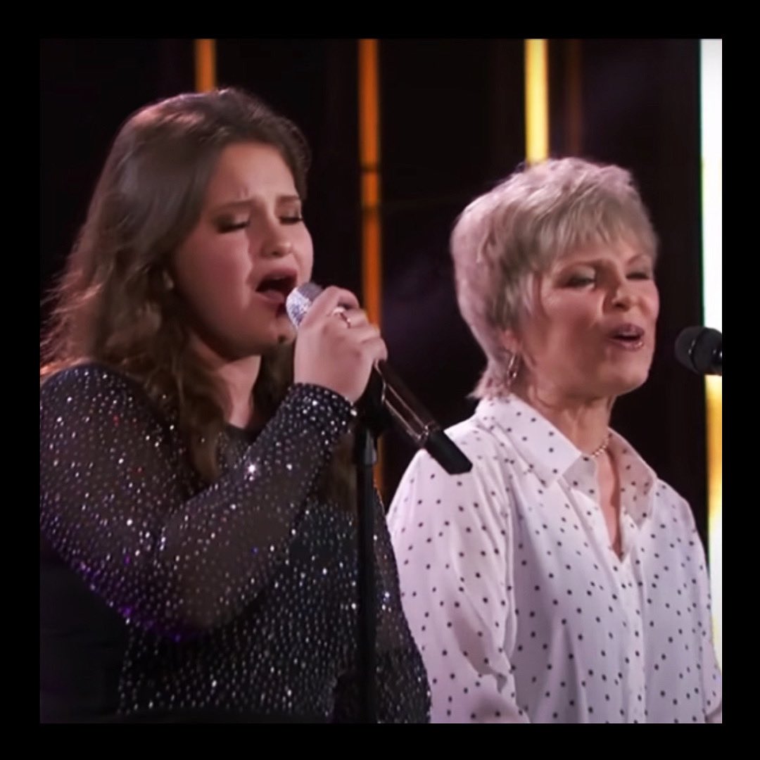 I go on stage at 5:30pm at the Empire State Plaza this Wednesday, July 13th 💕 
Check out the link below for more info on the Capital Concert Series!

empirestateplaza.ny.gov/capital-concer…