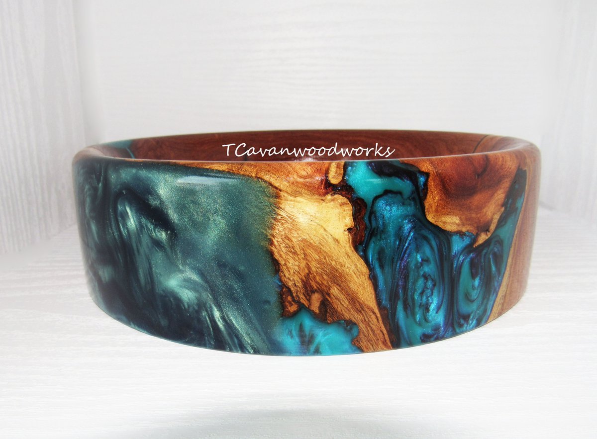 tammycvanaugh's tweet photo. Blue Epoxy resin wood bowl hand turned #woodworking #resin #wood #art #etsyshop https://t.co/v7U0bwhQZG