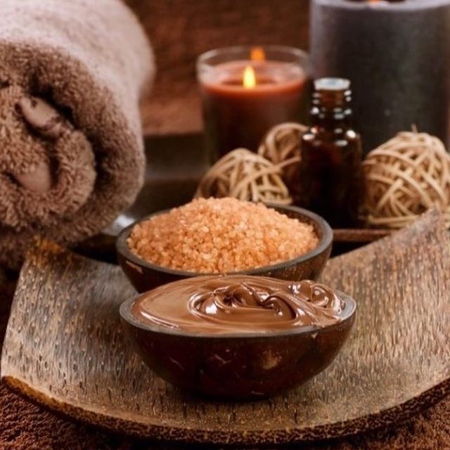 😋Çikolatalı masaajımda  en çok hangi bölgene  masaj yapmamı isterdin Prenses 😘