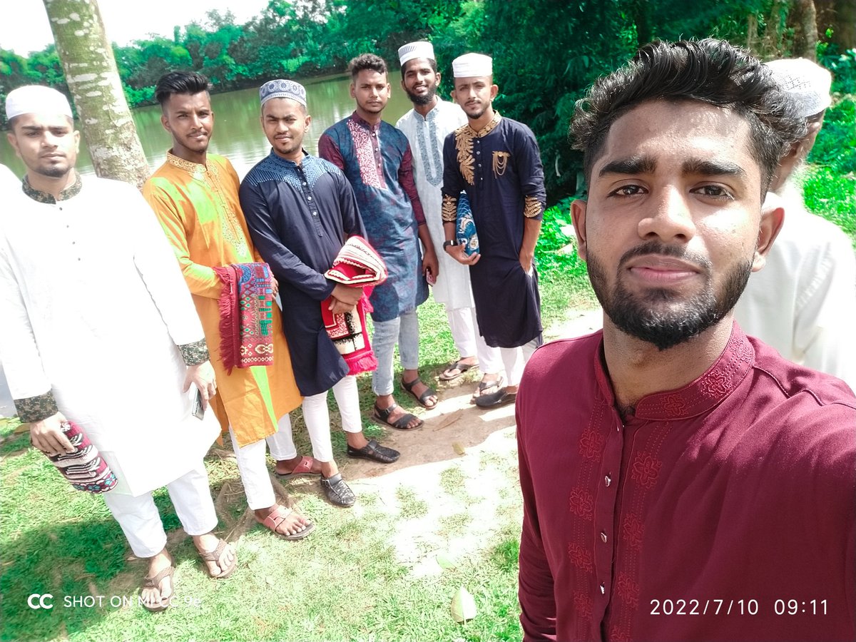 _md_s_u_m_o_n__'s tweet image. Eid Mubarak 🌙
#eidmubarak