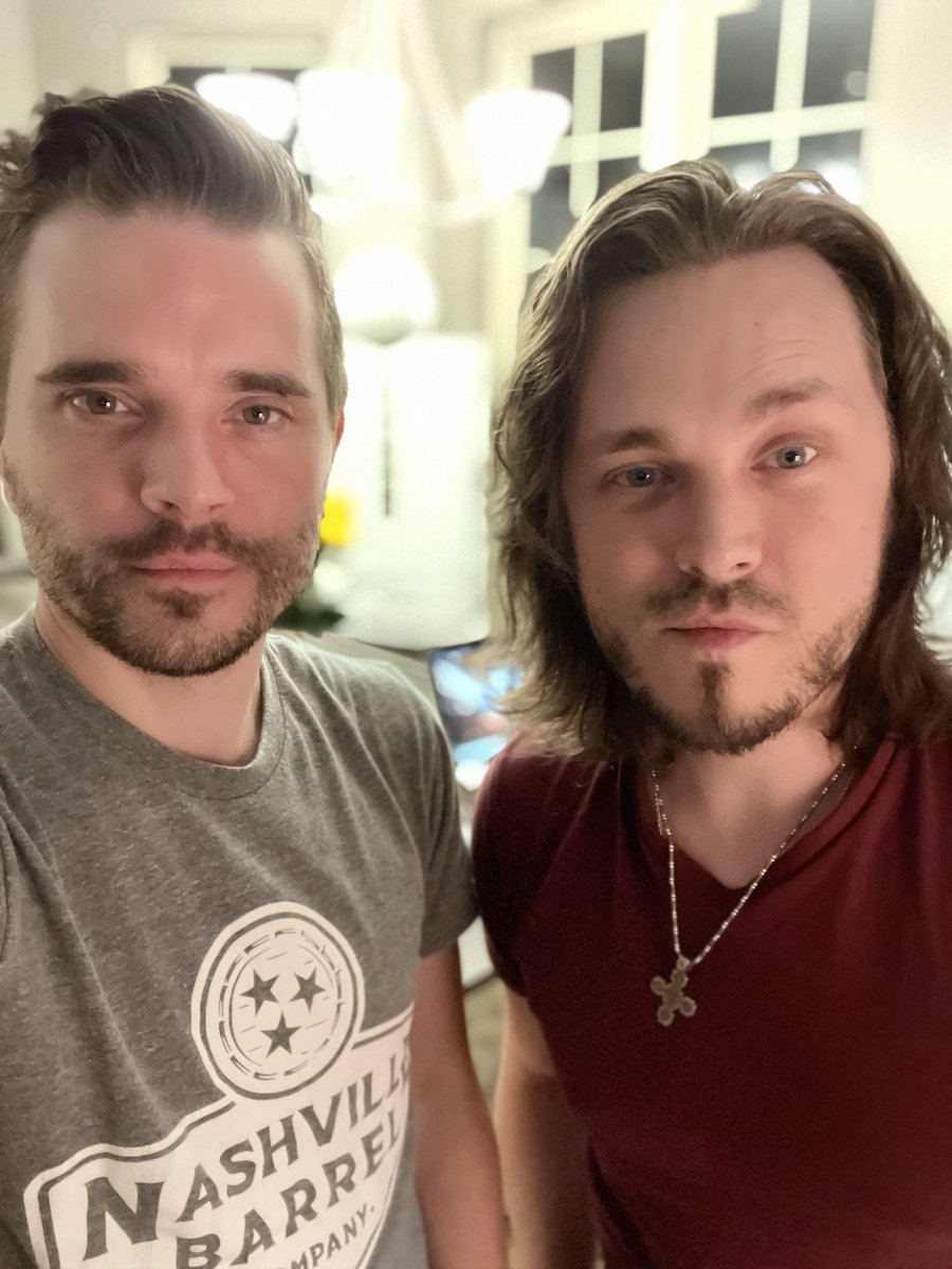 JonathanJackson's tweet photo. Got to hang with my brother Richard tonight. Listened through the new record together. We’re living in an Ultraviolet Empire.
#JonathanJackson #Enation #JJEnation #YoungWorldsRiot #EverythingIsPossible #Alt #Alternative #Nashville #UK #Ireland https://t.co/yU2UGKHfsn