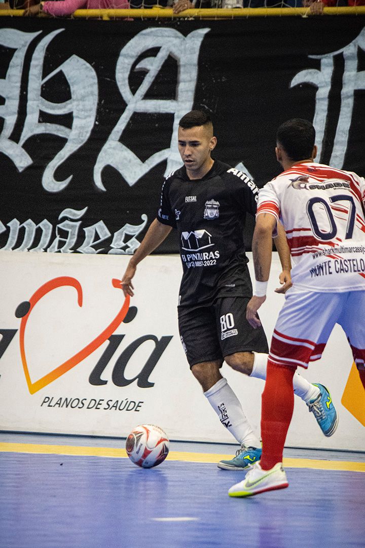 vitor_ribeiro00's tweet photo. ⚽⚽ https://t.co/V0TMsVpTIV