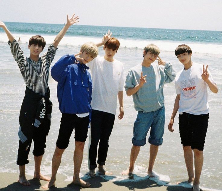 iTakeKino's tweet photo. @bangtubatu_ Dubadu Wariwari, Ghosting ❤

My choice for Billboard Hot Trending Song is #GOOD_BOY_GONE_BAD by #TOMORROW_X_TOGETHER (@TXT_members) https://t.co/uAVaDAYost