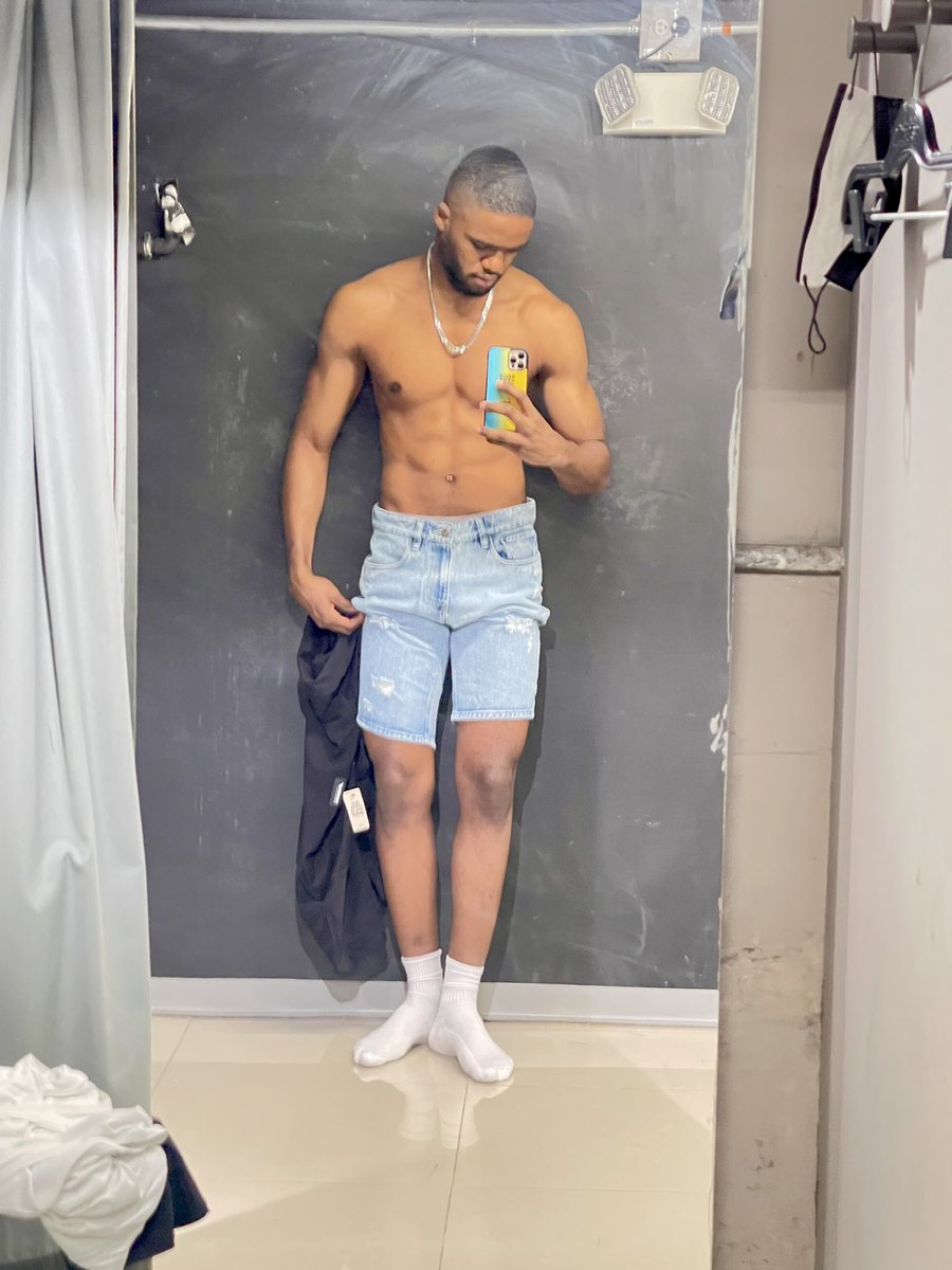 reymalcom's tweet image. Estoy tan flaco