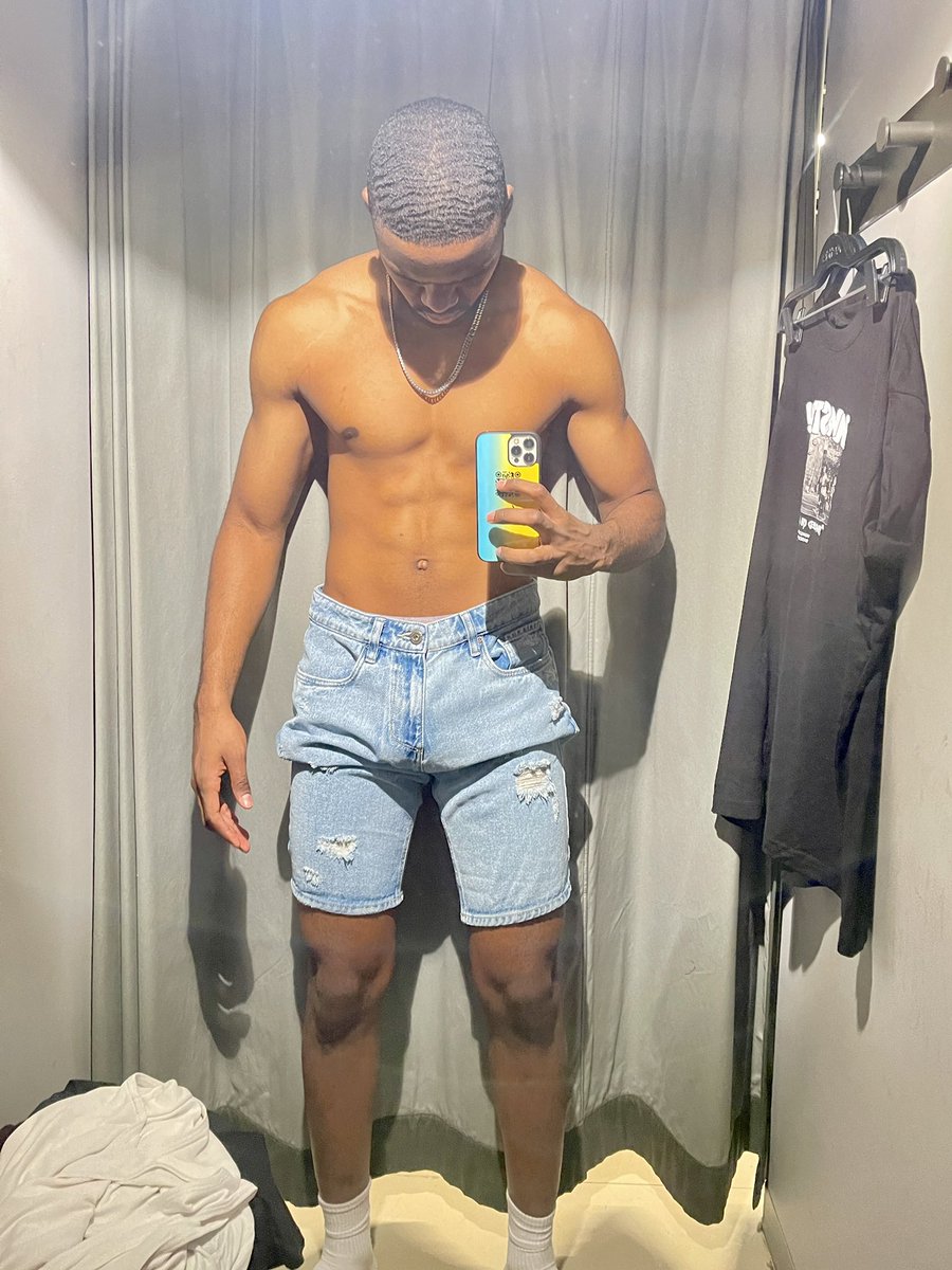 reymalcom's tweet image. Estoy tan flaco