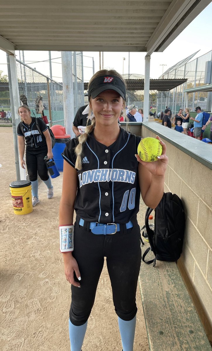 pwestsoftball's tweet photo. This post is really difficult to make. We lost a piece of our family yesterday, when Kendall Johnson died in a tragic accident. She was always a joy to be around with her silly, upbeat personality. Please keep Kendall’s family and friends in your thoughts. https://t.co/o8bJjNkrhI