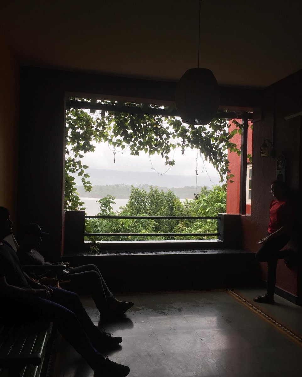 Mumbaiguru's tweet image. #monsoongetaways Native Place Kamshet.. go.. this renowned #paraglidinginstitute #FlyNirvana has a delightful Homestay. Our family FAV ..
#lovestotravel
#mumbaifoodie
#experienceseeker
#foodblogger 
#travelblogger 
#coupletravel
#familyholidays
#girlsholidays
#lovesanimals