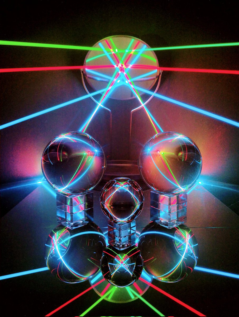 LaserLewDude - Laser Installation Art + Innovation tweet media