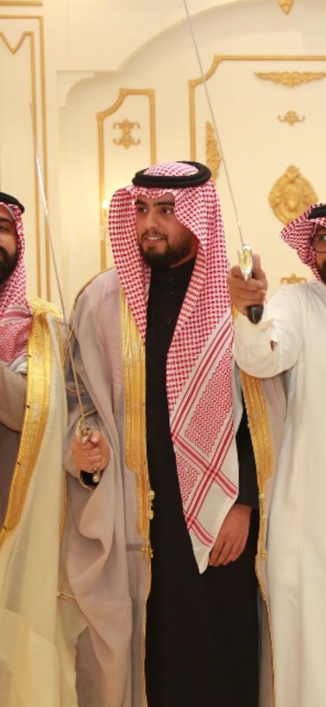 talalfiad's tweet photo. الف مبروك وماجد   مرتبة الشرف الأولى https://t.co/BbkMalK1D3