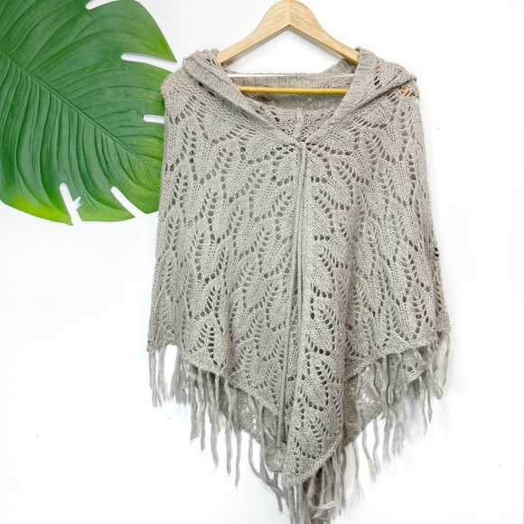 rubyprojectfdn's tweet image. So good I had to share! Check out all the items I'm loving on @Poshmarkapp from @Louhourandi #poshmark #fashion #style #shopmycloset #bcbgmaxazria #puregood #lululemonathletica: posh.mk/TJw60JdwArb