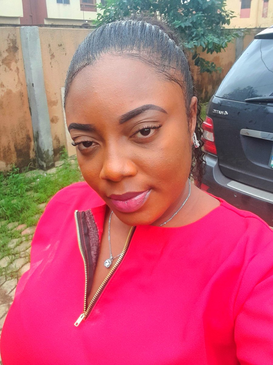 Geeglowcakes's tweet photo. Bye 20's 👋👋👋
I am 30 today 💃💃💃💃 https://t.co/mwegaRgmId