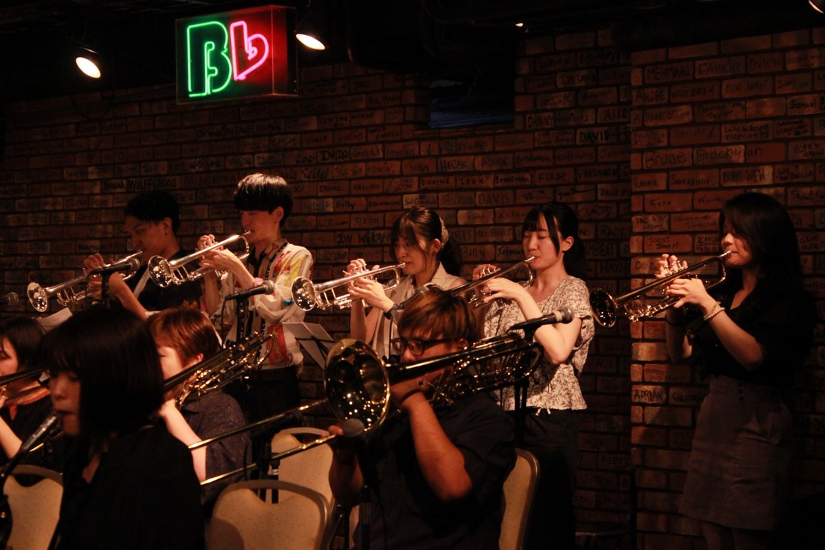 As_Zen_Breeze's tweet photo. 圧倒的リーダー大森奈々もエグかったけどメンバー全員が楽しんでるのがサウンドで伝わってきてめっちゃNice Breezeでした😙 #BFJO https://t.co/goXCx0Y5Di