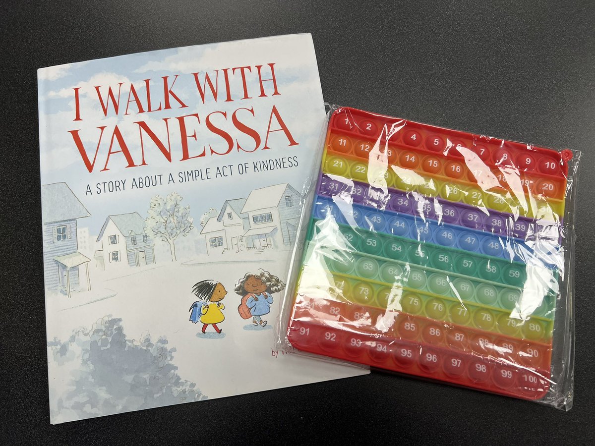 ArthurLES_K's tweet photo. I got a gift donated to my classroom! It did not say who the gift was from, but thank you so much!  Thank you for helping build my kindergarten classroom. ❤️  https://t.co/bxFMhi0Xfs https://t.co/OUqZfydwIP