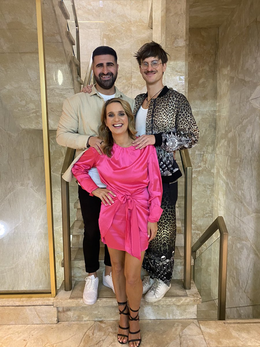 BBreggie's tweet photo. About to go live @morningshowon7 @taras__hp @JohnsonAshak @SoniaKruger @larryemdur @kyliegillies @BigBrotherAU @Channel7 #bbau https://t.co/wpuqDFmXBL