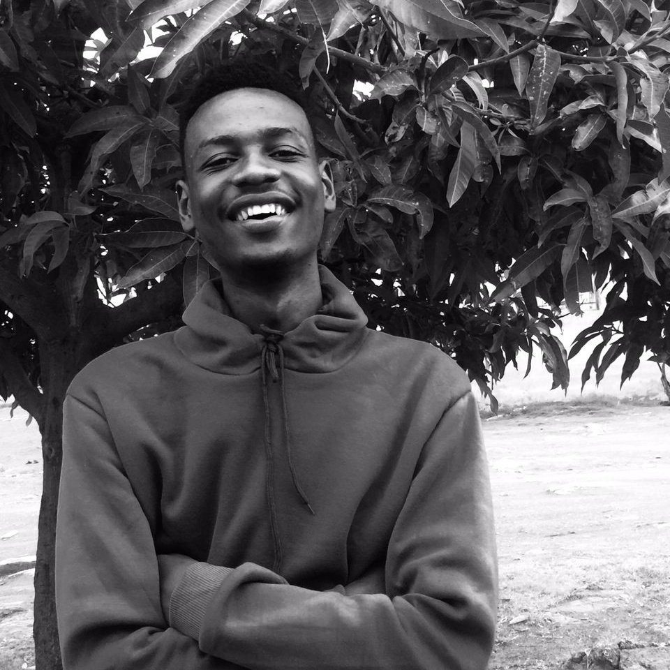 RChisula's tweet photo. #NewProfilePic A happy aura is admirable,I hope you fine your happiness!😊🤝 https://t.co/DstvTi0WGr