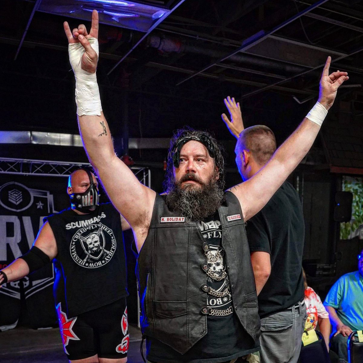 holidayspecial's tweet photo. If you’re looking for trouble, just look right in my face.
I was born standing up &amp; talkin back.
My daddy was a blue eyed mountain man.
Because I’m evil, my middle name is misery.
•
📸 @innesx_ 
•
#beardedbruiser #wbhb #scumbags #arwpro #lakestation #indiana #elvis #trouble https://t.co/RdeMZnHXh6
