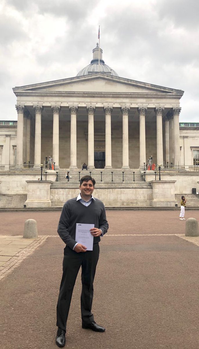 MedicinaUNA's tweet photo. 🏅El Dr. Federico Espinola Schulze, especialista de la #FCMUNA es galardonado en congreso internacional en Cracovia por trabajo de investigación sobre medicina y tecnología, por considerarse uno de los mejores estudios del mundo, en una lista de 5.
Lee ⬇️
https://t.co/wDVwkWFINm https://t.co/SSiylRghbS