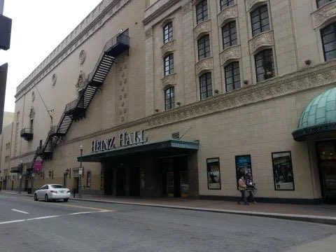 DonDiCello's tweet photo. Captured one last shot of the sign. https://t.co/GxfiEYXBeI