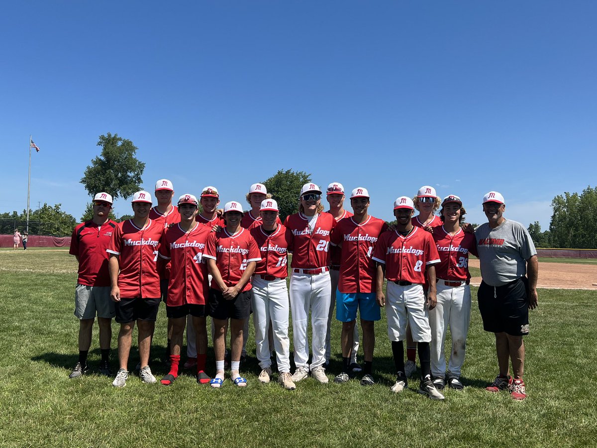 MBCages's tweet photo. MuckDogs Loria 18u had another awesome weekend, winning their pool and being a finalist at the Ultimate Strike Zone Founding Fathers Tournament at Saginaw Valley! @patrickdulapa3 https://t.co/e5q9AhrWgn