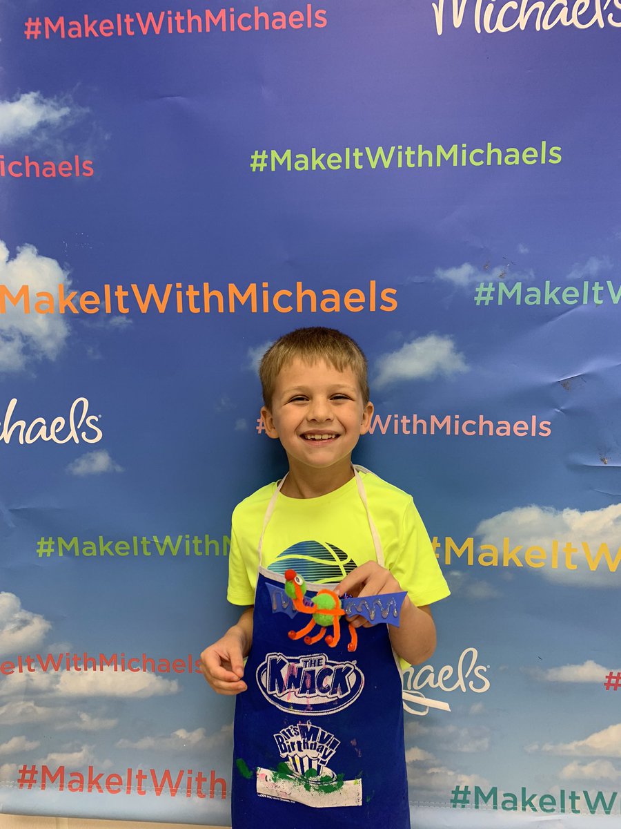 KDuncanReading's tweet photo. Enjoying all the wonderful opportunities that are being offered in our community this summer! Library storytime, Spotsy Sheriff’s STEM camp, swim lessons at Loriella Park and free arts and crafts classes at Michael’s! @crrlnews @SpotsySheriff @SpotsyParksnRec @MichaelsStores https://t.co/sao2yUb3DT