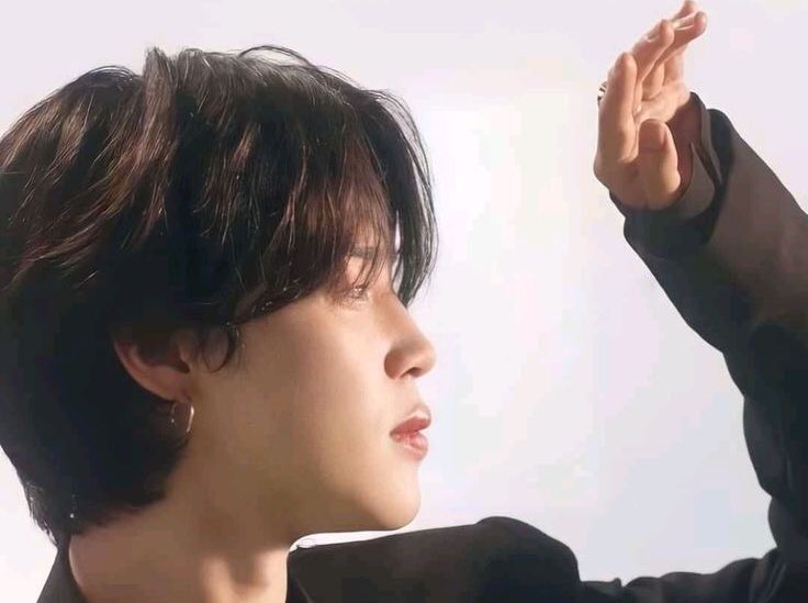 matsuko_be's tweet photo. km au. “Rock with you.” 🎸

Un rockero y un cantante de Pop. Ambos pelean en los charts para demostrar quien es el mejor pero...

¿Qué pasará cuando salgan a reducir cosas del pasado?

—Deja de fingir que no me conoces.

—Tenemos una reputación que cuidar. https://t.co/d1QXquEtRf