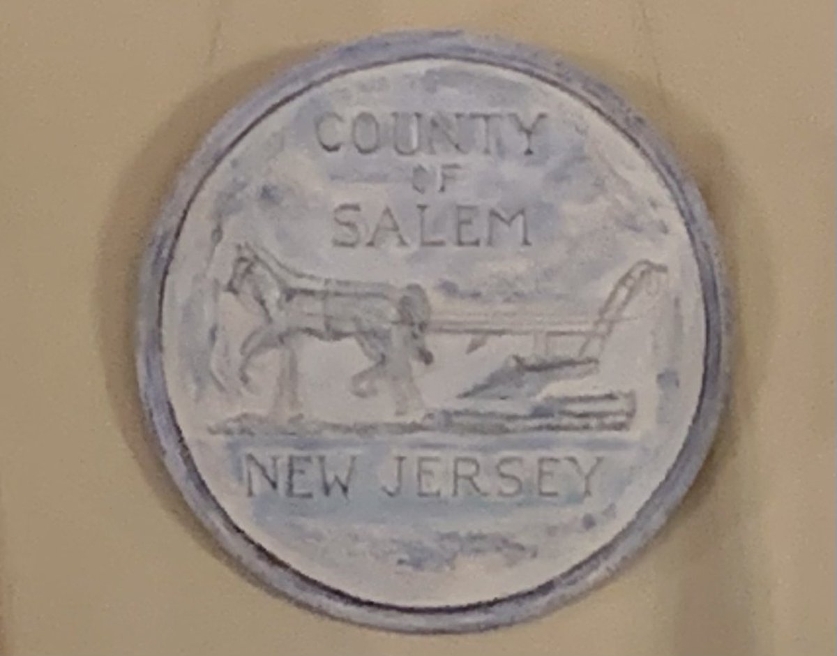 delany_kate's tweet photo. Super intense council meeting here in Salem! Residents fiercely advocating for transparency about the quality and the future of their water. Love to see it! #WaterIsAHumanRight #WaterIsLife #DontPrivatize https://t.co/wMq8FzDOQv