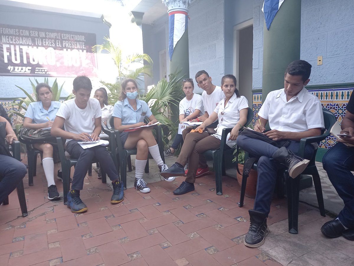Los muchachos de la <a href="/FeemPinar/">FEEM Provincial Pinar del Río</a> preparan la recta final del curso y aseguran las actividades del #Verano2022.  Hoy intercambiamos con ellos junto a la @ujcpinar #CubaPorLaPaz #PinardelRío
