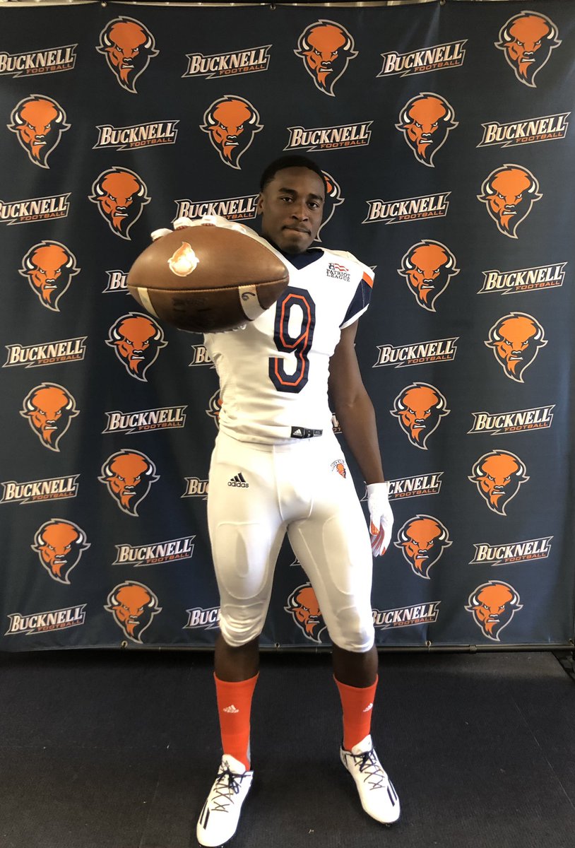KalunBlair's tweet image. Had a great day visiting Bucknell University and after a conversation with @DaveCecchini I am blessed to say that I have received my first division 1 offer to play college football🖤🙏🏾@Bucknell_FB @CoachBracken @Coach_Schaeffer @g_vivaldo @AKing_Evals @BHoward_11 @RivalsCole