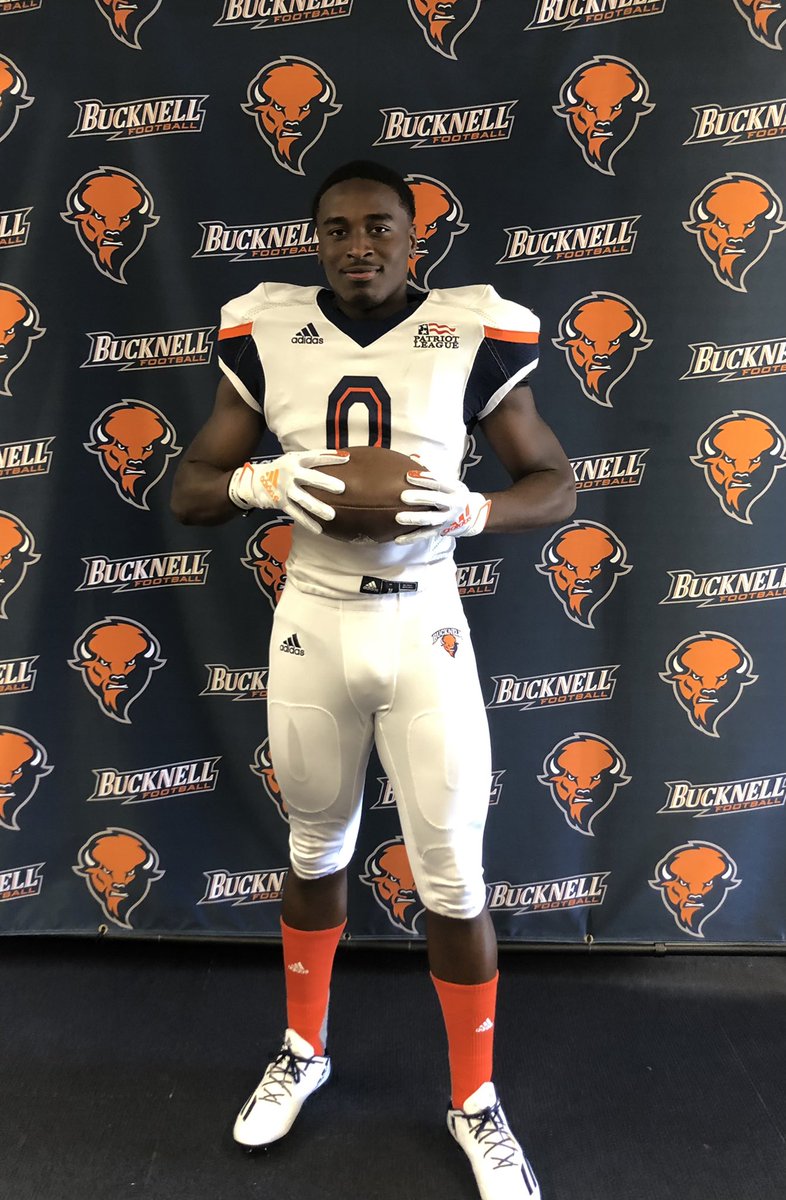 KalunBlair's tweet image. Had a great day visiting Bucknell University and after a conversation with @DaveCecchini I am blessed to say that I have received my first division 1 offer to play college football🖤🙏🏾@Bucknell_FB @CoachBracken @Coach_Schaeffer @g_vivaldo @AKing_Evals @BHoward_11 @RivalsCole
