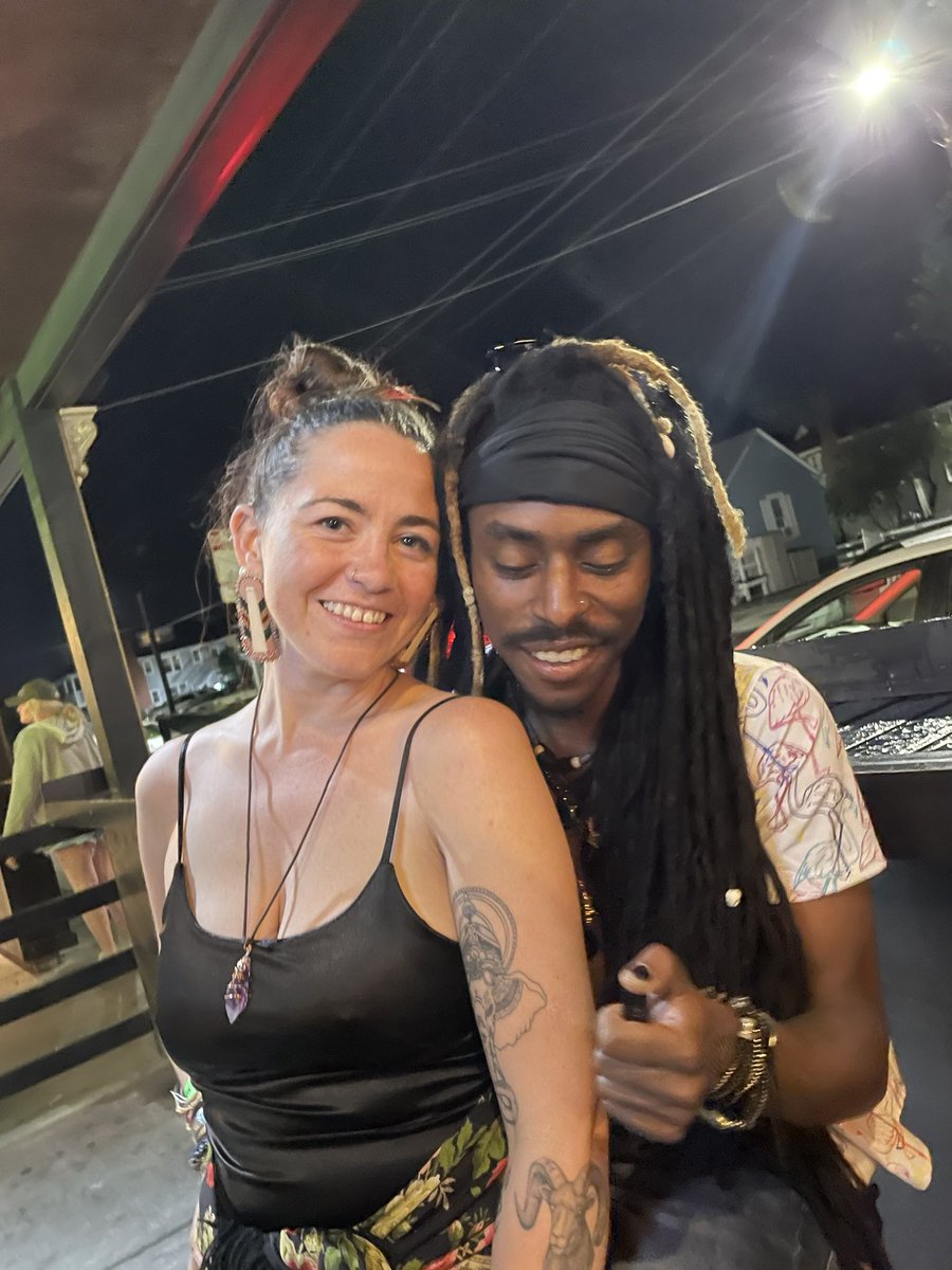 RealAlexScott's tweet photo. Baecation vibes ❤️
#Baecay https://t.co/9nZCN6edHS