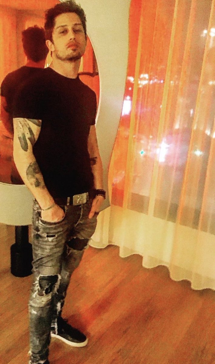 Been a busy time with the job at Baldwine Distillery. Now to relax and enjoy the evening.