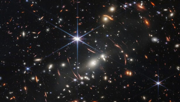 NASA paylaştı: Uzayın gizemlerine kapı aralandı
bit.ly/3Pk93Jf